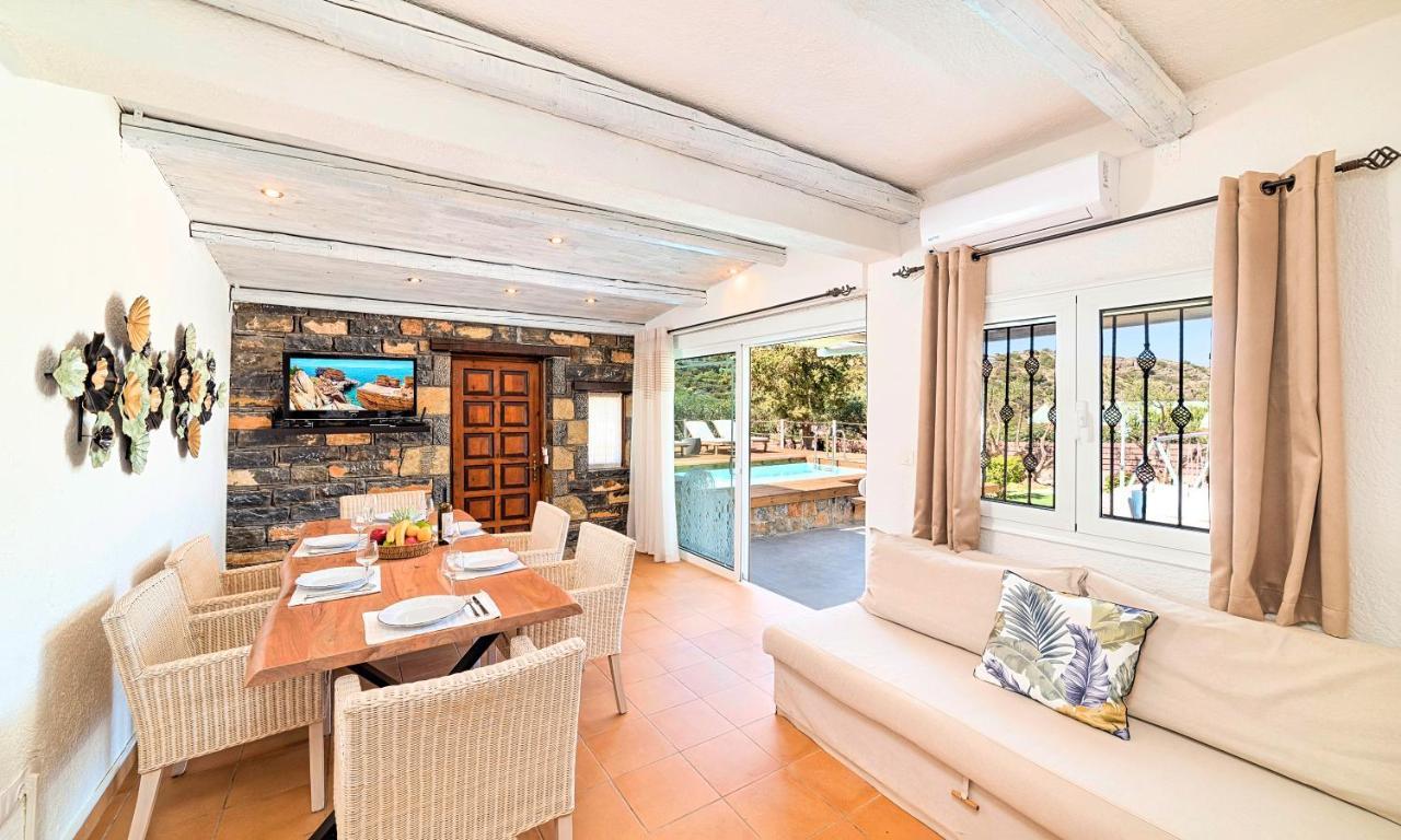 Cretan Lodge Heated Pool Ayos Nikolaos Dış mekan fotoğraf